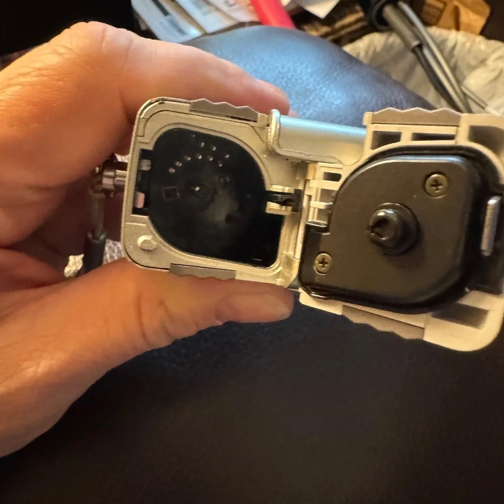 Nikon Nuvis S